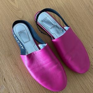 Givenchy leather sandal